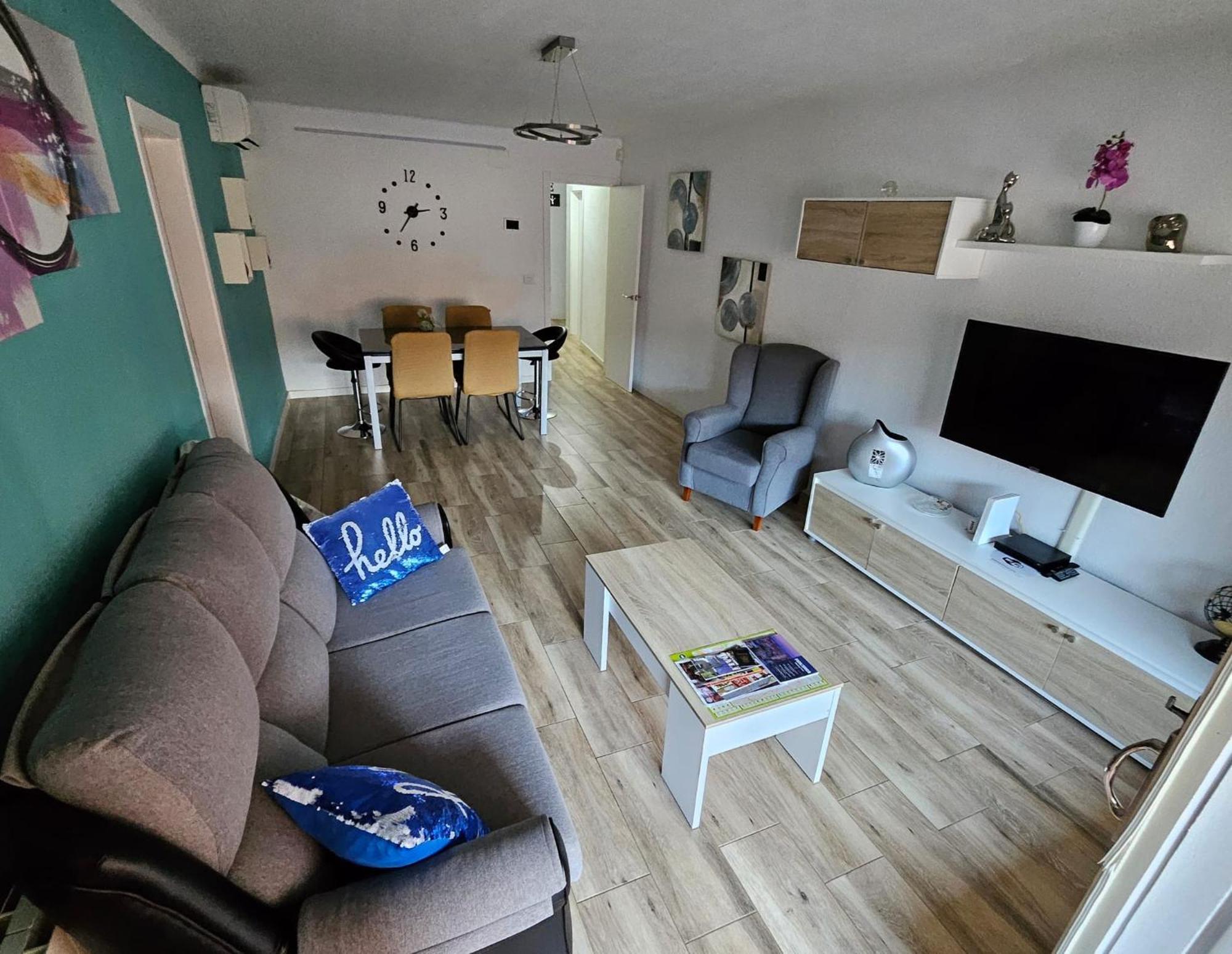 Apartamento Nuria Figueres  Exterior photo