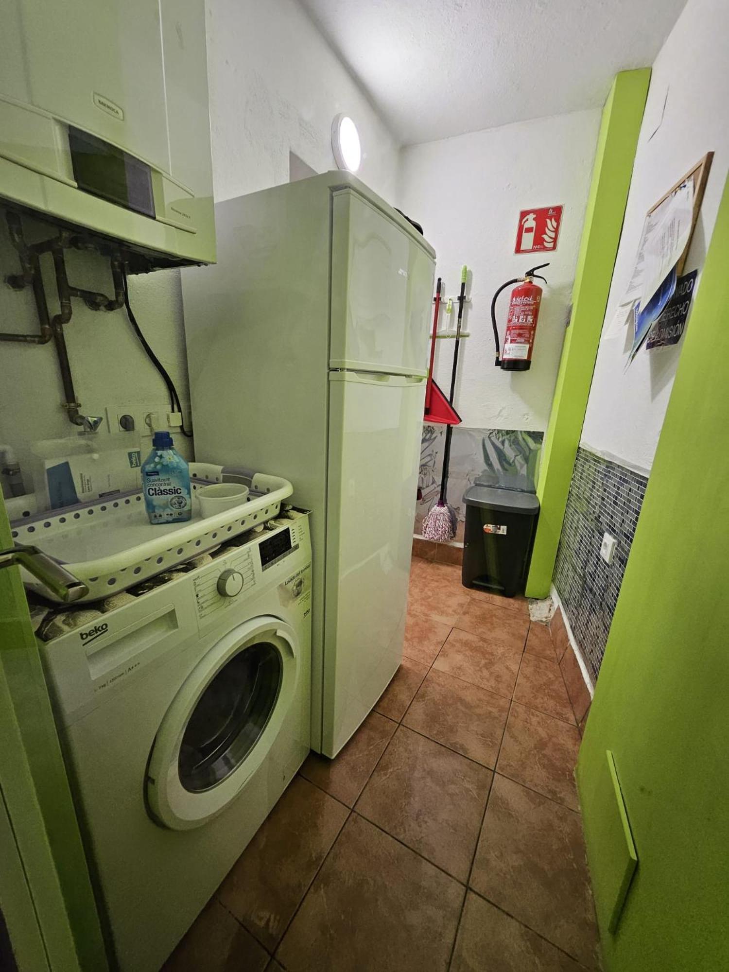 Apartamento Nuria Figueres  Exterior photo