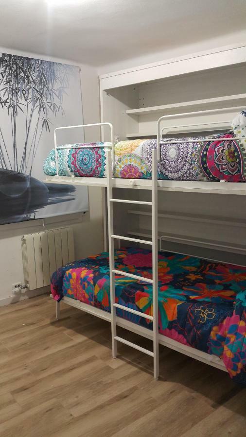 Apartamento Nuria Figueres  Exterior photo