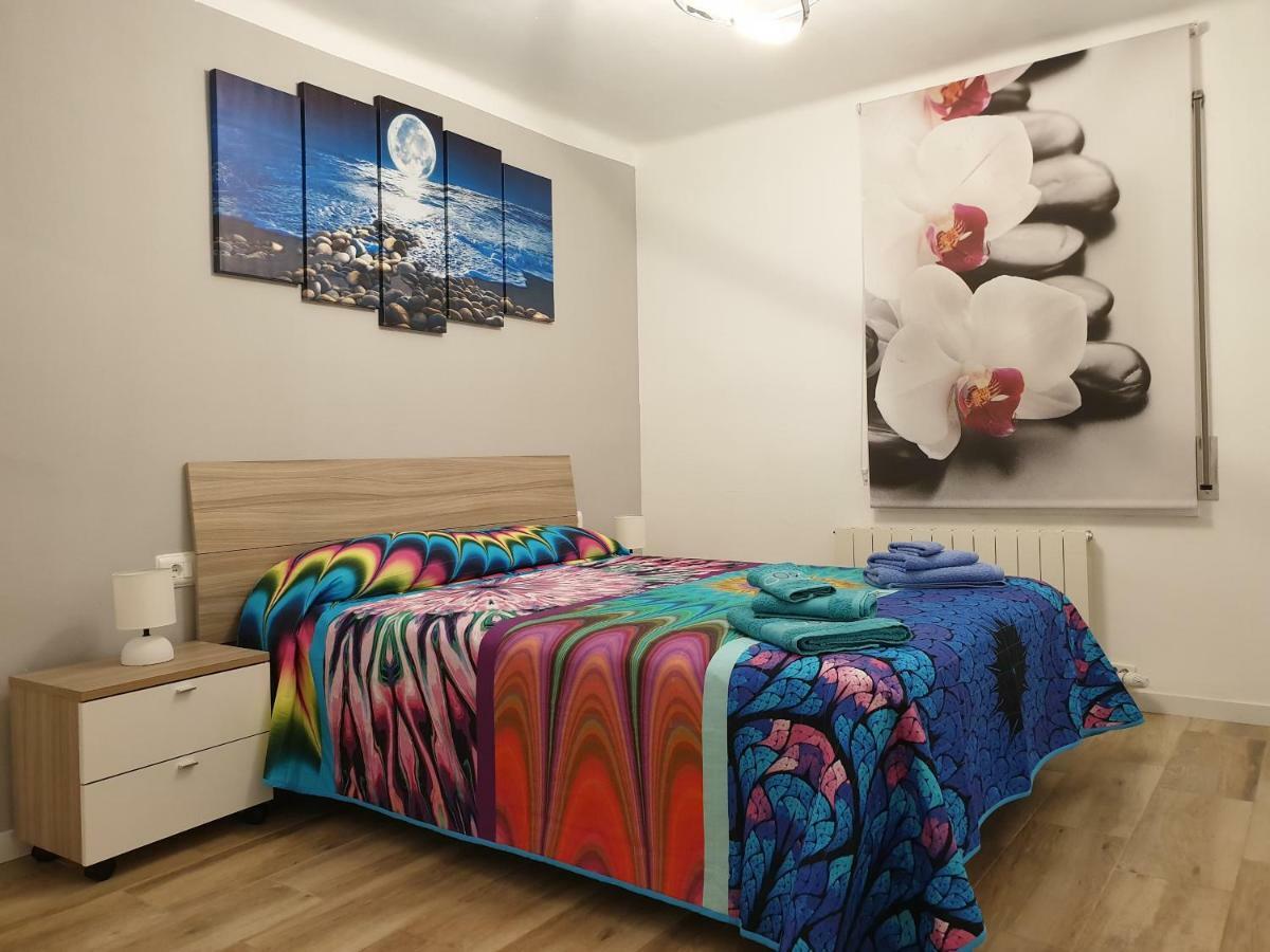 Apartamento Nuria Figueres  Exterior photo